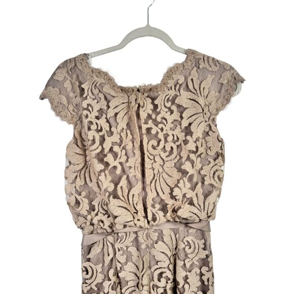 Tadashi Shoji Greta Lace Belted Bow Sheath Dress Sand Taupe Cocktail Womens 4 - Picture 7 of 7